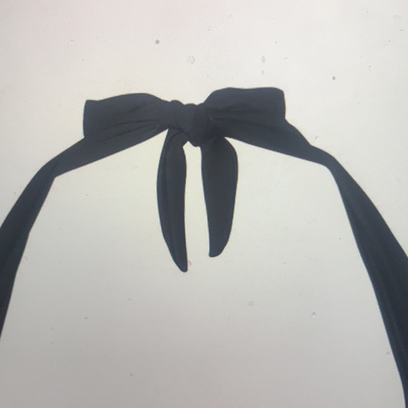 NWT Kenneth Cole Halter Underwire Bra Swim Bikini Top Small Black - Picture 2 of 11